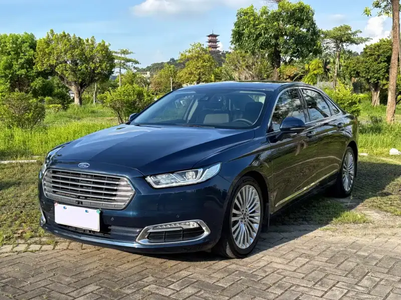 Ford Taurus