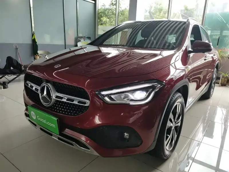 Mercedes-Benz GLA