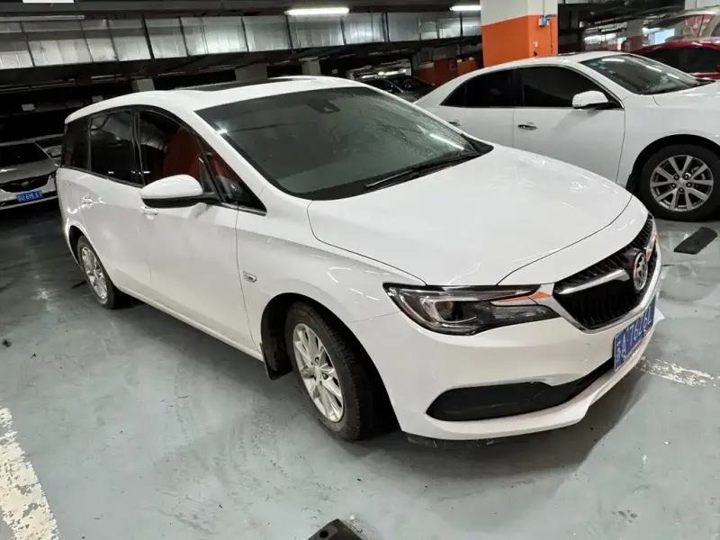 Buick GL6