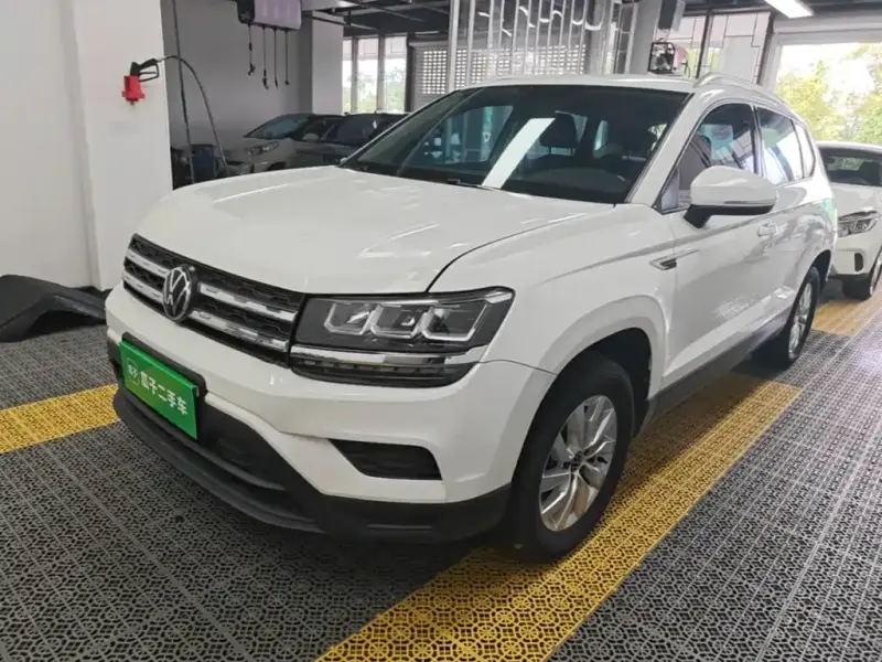 Volkswagen Tharu
