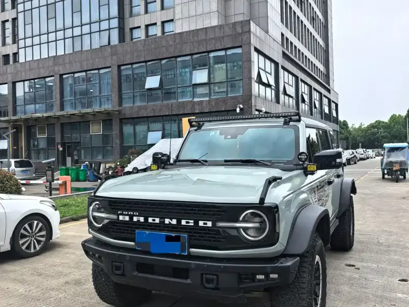 Ford Bronco
