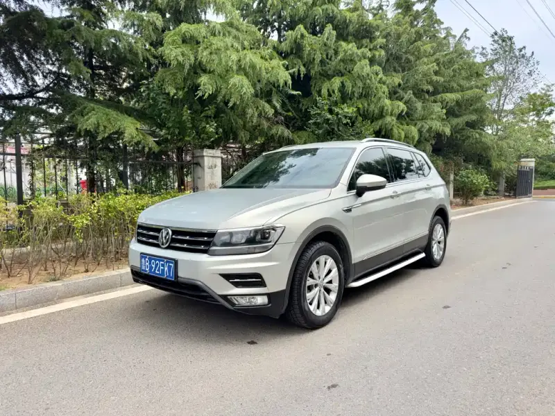 Volkswagen Tiguan L