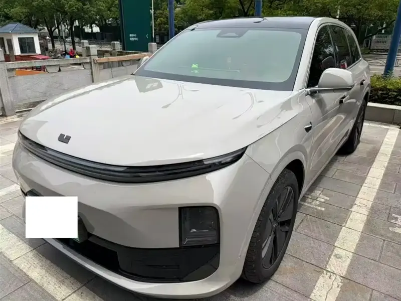 Li Auto L6