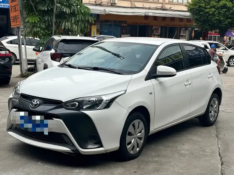 Toyota Yaris L