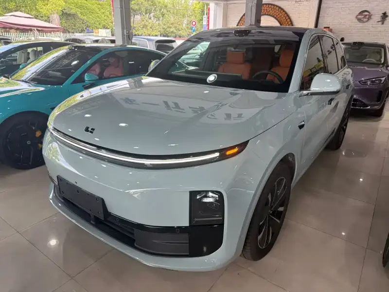 Li Auto L6