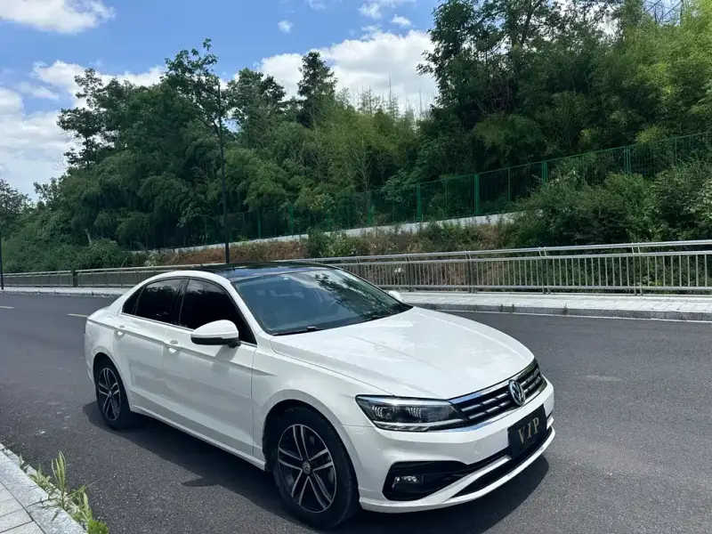 Volkswagen Lamando