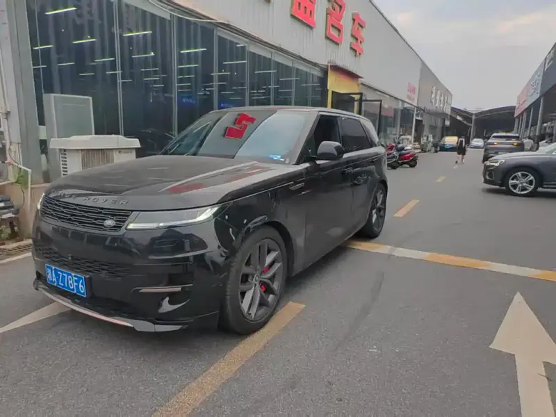 Land Rover Sport
