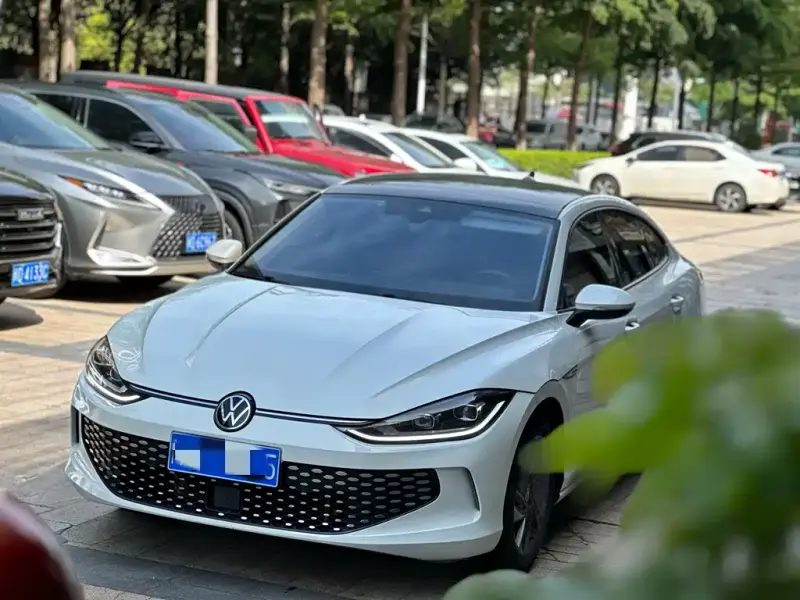 Volkswagen Lamando