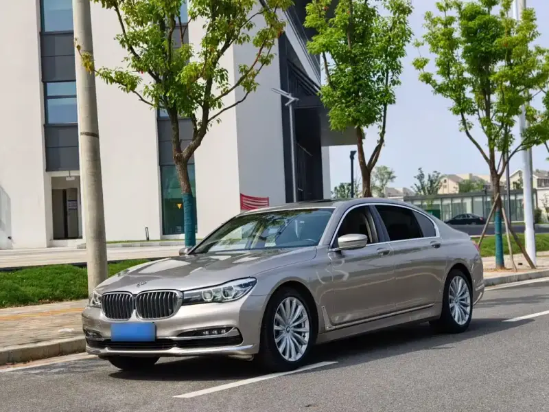 BMW 7-Series