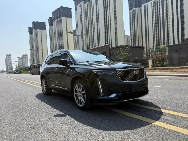 Cadillac XT6