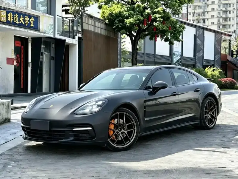 Porsche Panamera