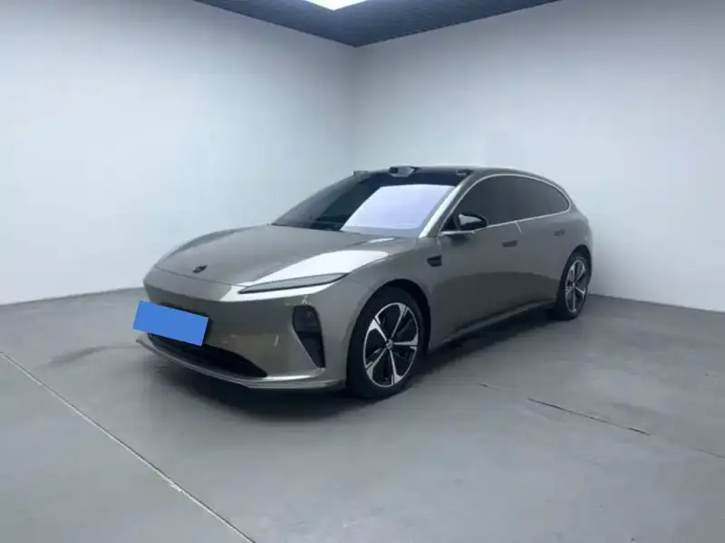 NIO ET5T