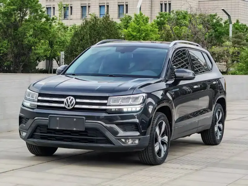 Volkswagen Tharu