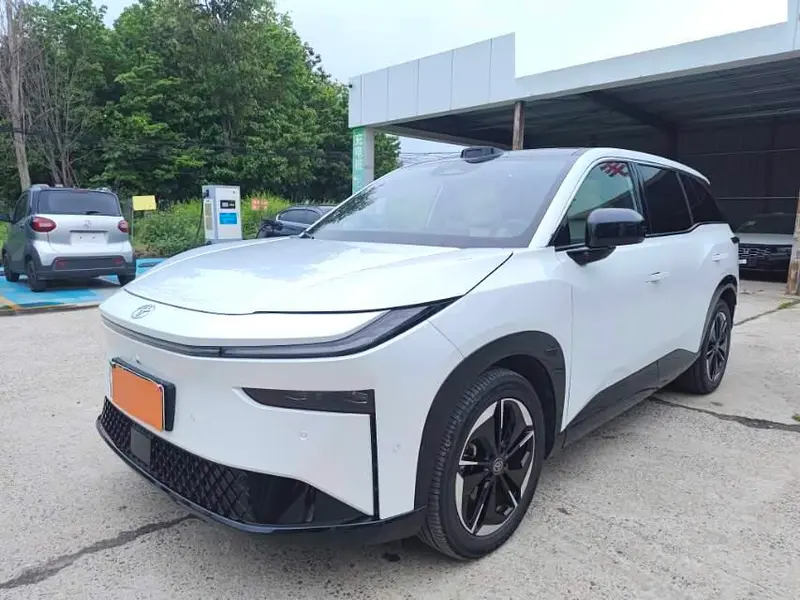 Toyota Bozhi 3X