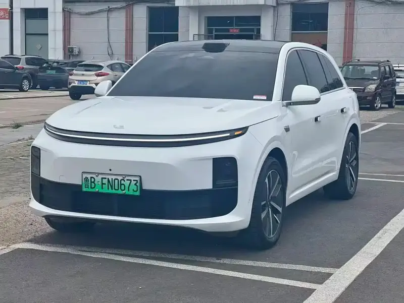 Li Auto L6