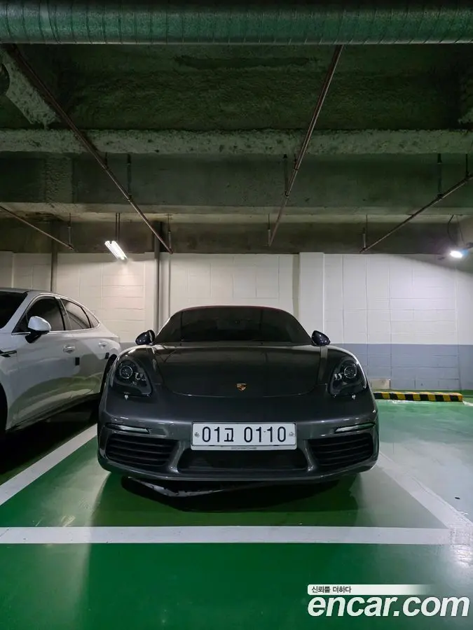 Porsche 718