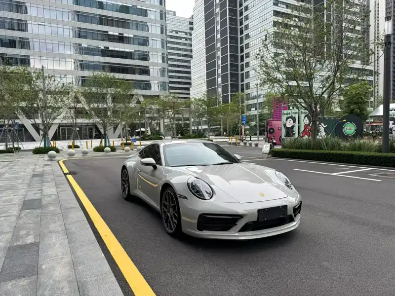 Porsche 911