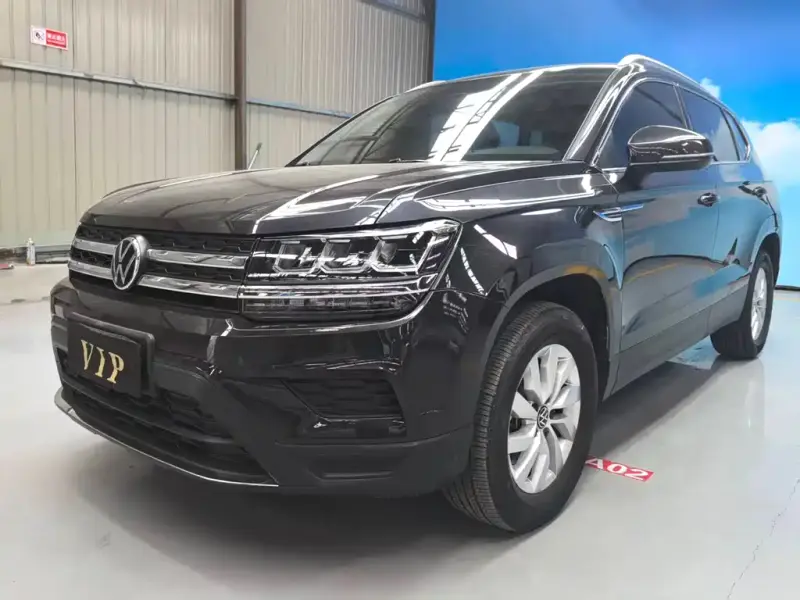 Volkswagen Tharu