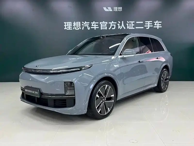 Li Auto L8