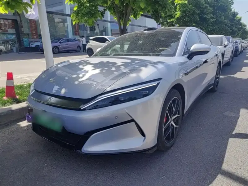 BYD Han L