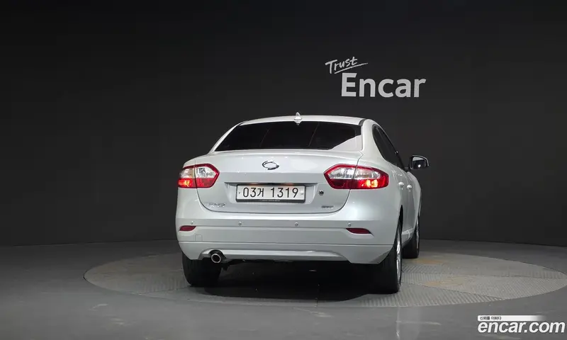 Renault-KoreaSamsung Fluence (SM3)