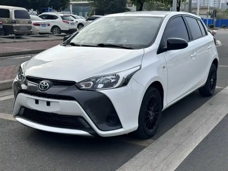 Toyota Yaris L