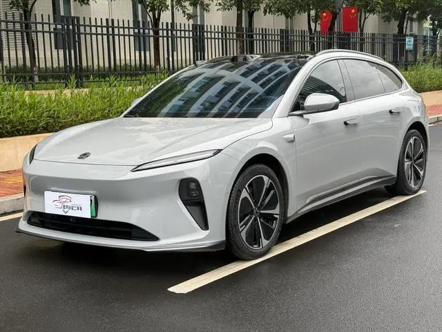 NIO ET5T