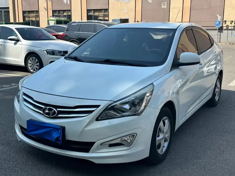 Hyundai Verna