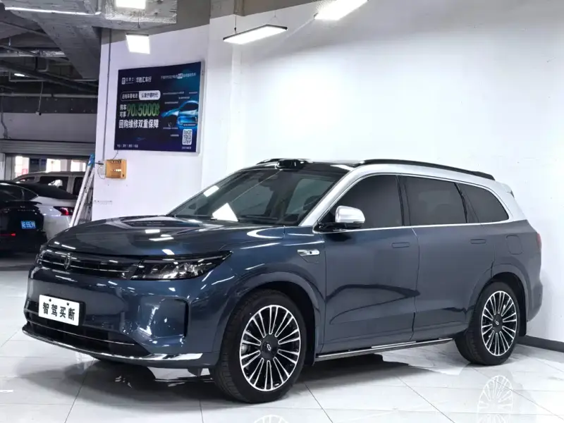 AITO M7