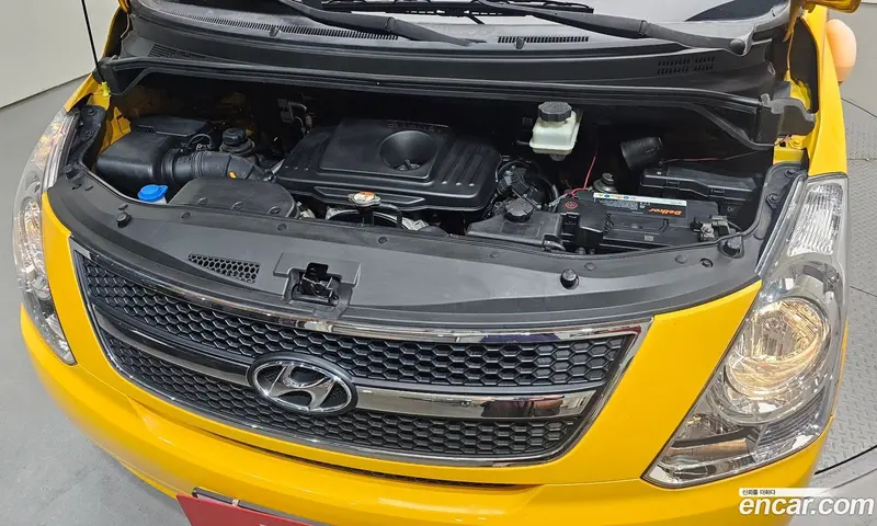 Hyundai H-1