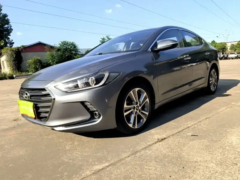Hyundai Elantra