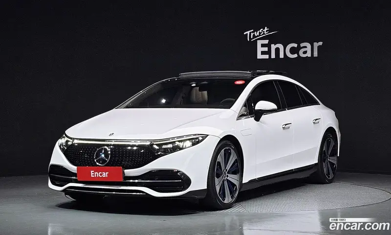 Mercedes-Benz EQS
