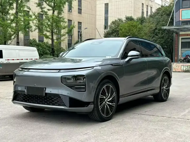 XPeng G9