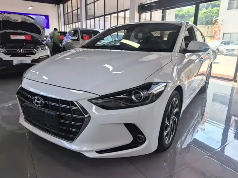 Hyundai Elantra