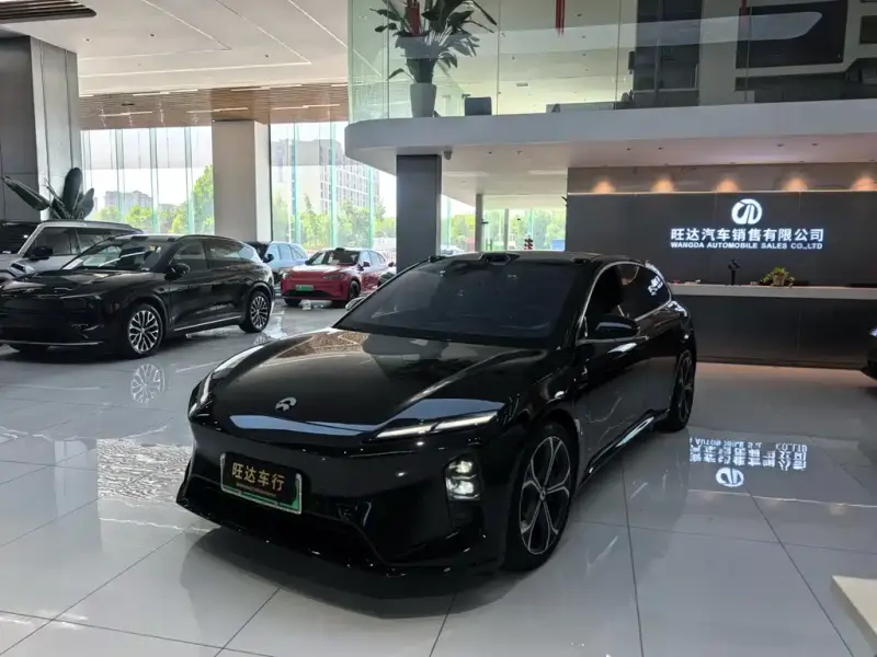 NIO ET5T