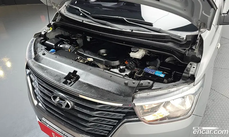 Hyundai H-1