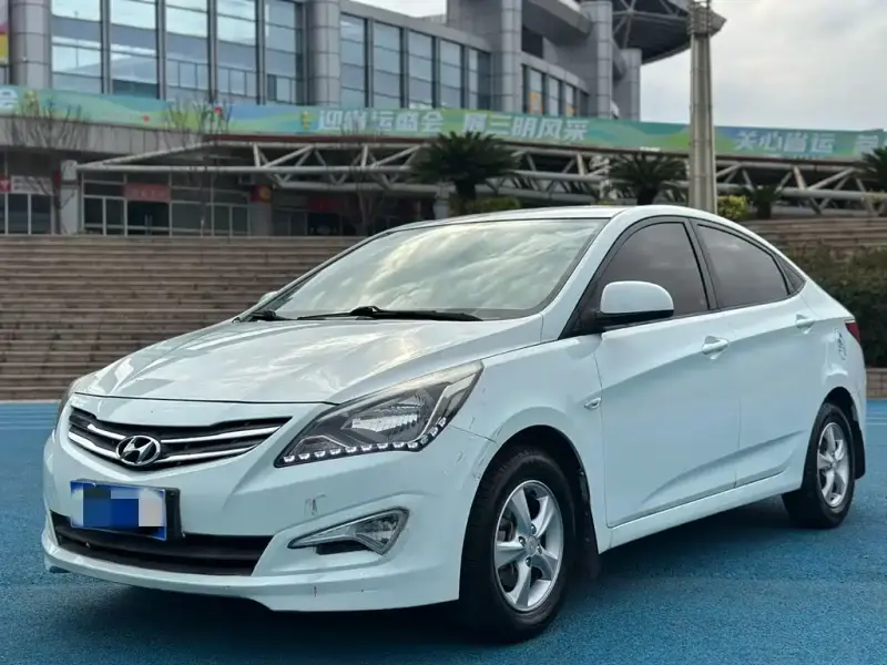 Hyundai Verna