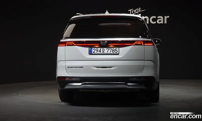 Kia Carnival (Canival)