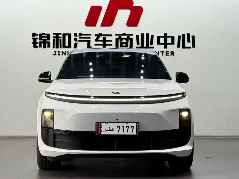 Li Auto L6