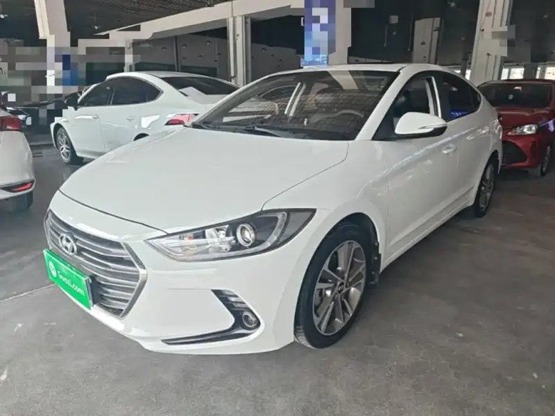 Hyundai Elantra