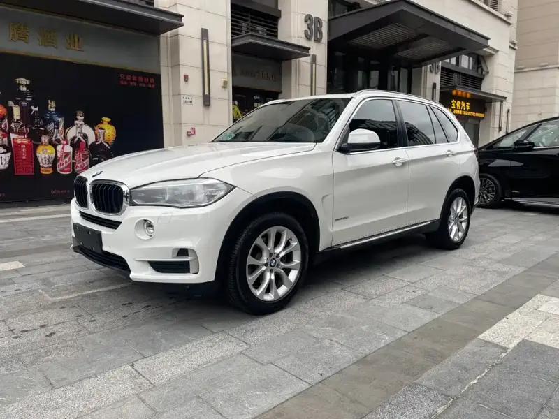 BMW X5 (Import)