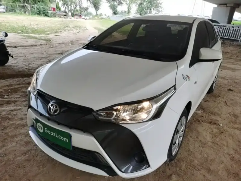 Toyota Yaris L