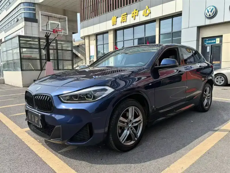 BMW X2