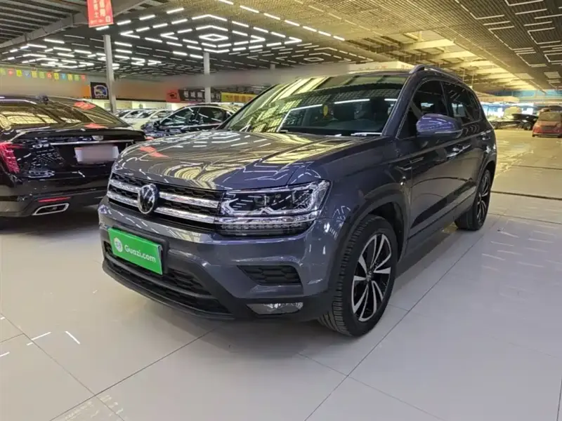 Volkswagen Tharu