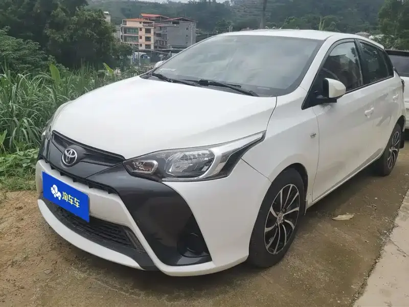 Toyota Yaris L