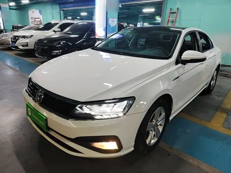 Volkswagen Lamando