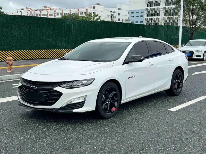 Chevrolet Malibu XL