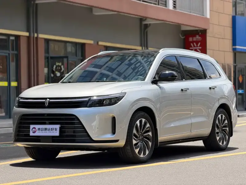 AITO M7