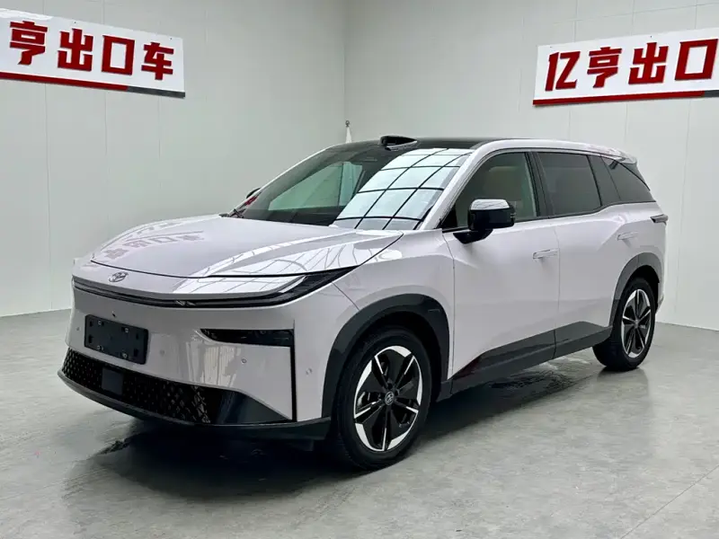 Toyota Bozhi 3X