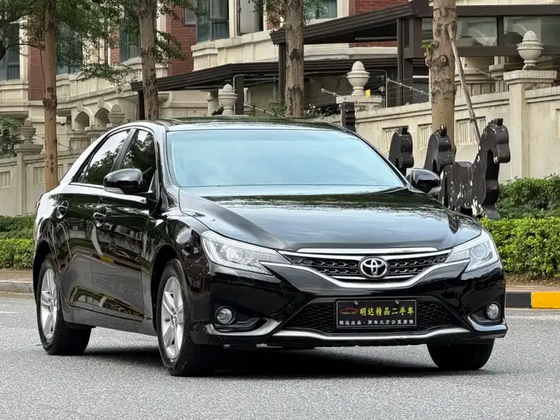 Toyota Reiz